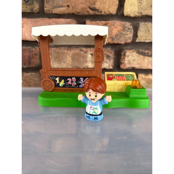 Fisher-Price Little People Farmers Market Garden & Stand With Accessories - Picture 1 of 9